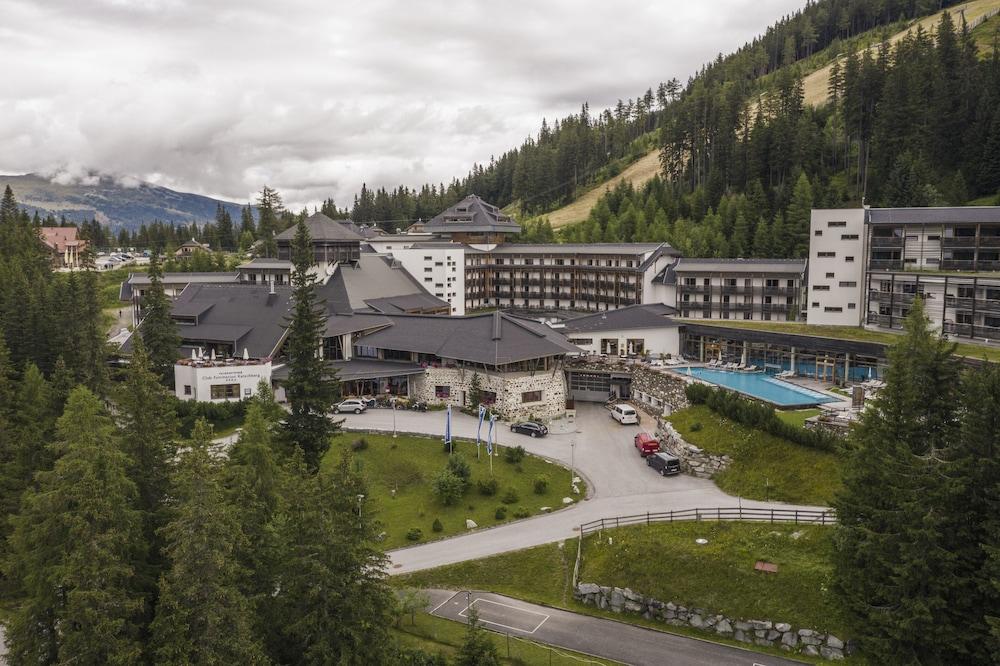 Falkensteiner Club Funimation Katschberg คัทช์แบร์กเฮอเฮอ ภายนอก รูปภาพ